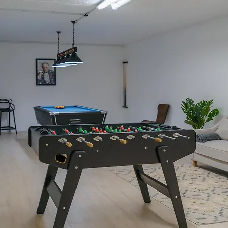 Diamond Villa, Luxury House With Private Pool