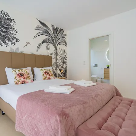 Diamond Villa, Luxury House With Private Pool * לוריניה