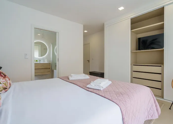 Diamond Villa, Luxury House With Private Pool Villa *